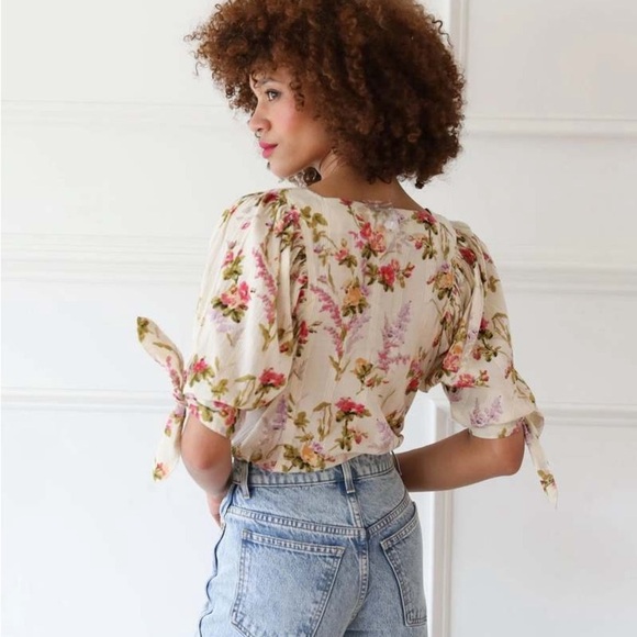 Mille Resort Travel Evelyn Top Floral Boho V-Neck 100% Cotton Blouse Size Large - Picture 2 of 9